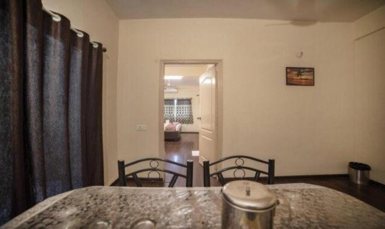Hotel Fabhotel East Field Homes - Nr Airport Road